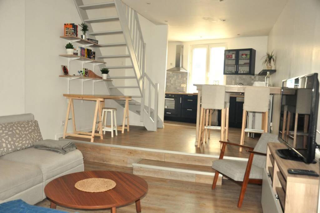 Duplex Avec Belle Terasse Au Centre De Bayonne Daire Dış mekan fotoğraf
