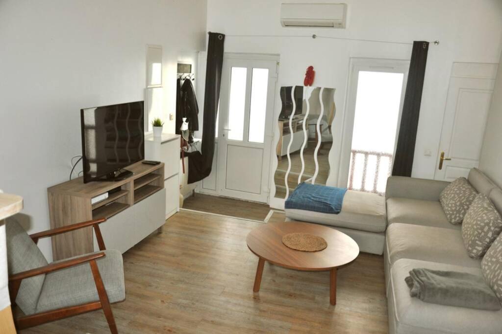 Duplex Avec Belle Terasse Au Centre De Bayonne Daire Dış mekan fotoğraf