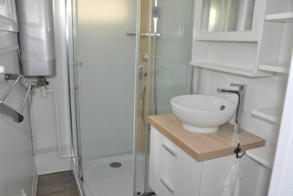 Duplex Avec Belle Terasse Au Centre De Bayonne Daire Dış mekan fotoğraf